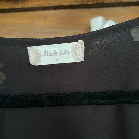 ALTAR’D STATE Black/Red/Gold/Green/Cream Floral Lined Wrap Dress, Small, GUC. - Picture 3 of 8